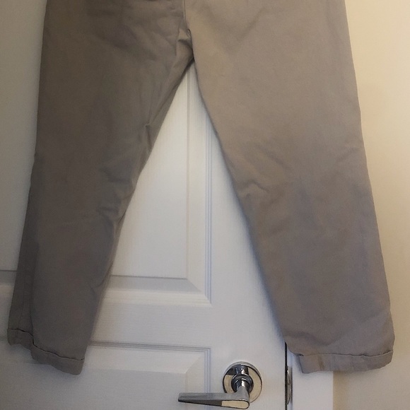 Shein Cropped Pants - Picture 4 of 4